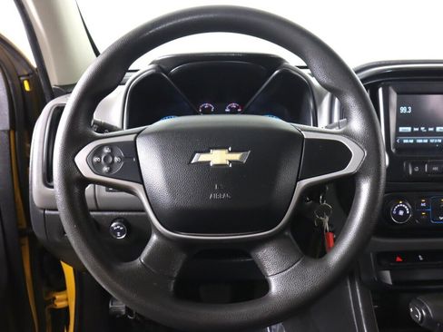 Used 2018 Chevrolet Colorado W/T w/ WT Convenience Package AWD/4WD image 12