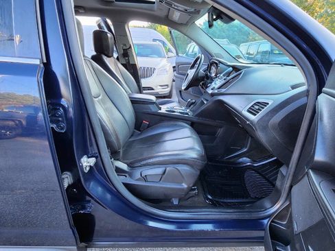 Used 2017 GMC Terrain SLT w/ Open Road Package image 44