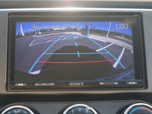 Used 2014 Toyota RAV4 LE image 6