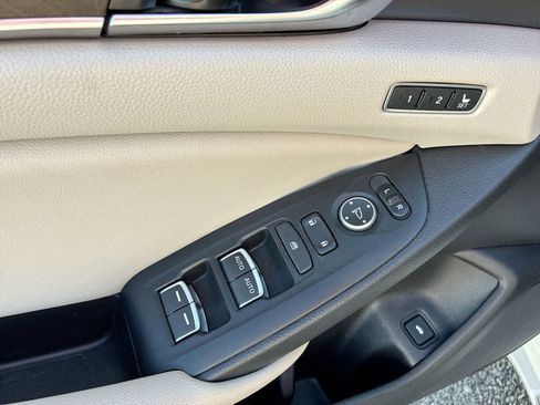 Used 2022 Honda Accord EX-L image 23