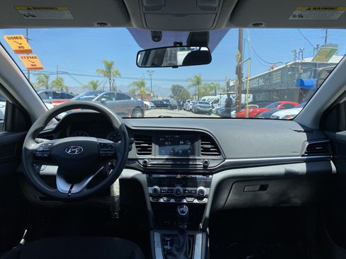 Used 2020 Hyundai Elantra SEL w/ Cargo Package (C1) FWD image 23