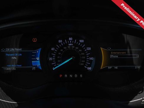 Used 2018 Ford Fusion SE w/ Fusion SE Technology Package FWD image 17