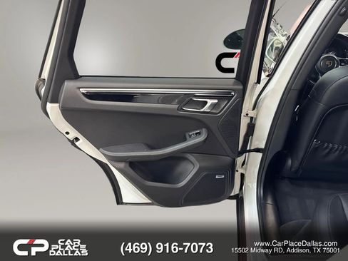 Used 2017 Porsche Macan S image 20