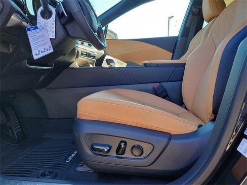 New 2025 Lexus RX 350h image 16