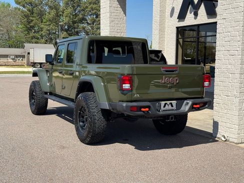 Used 2022 Jeep Gladiator Mojave w/ Trailer Tow Package AWD/4WD image 11