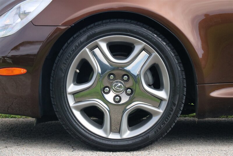Used 2007 Lexus SC 430 Convertible RWD image 38