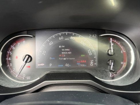 Used 2023 Toyota RAV4 XLE w/ Convenience Package image 18