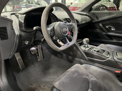 Used 2023 Audi R8 V10 performance w/ R8 Performance Design Package image 17