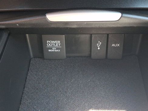Used 2018 Acura RDX w/ Technology Package AWD/4WD image 24