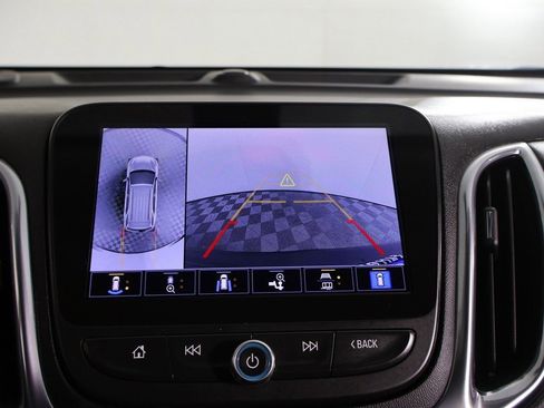 Used 2022 Chevrolet Equinox LT image 46