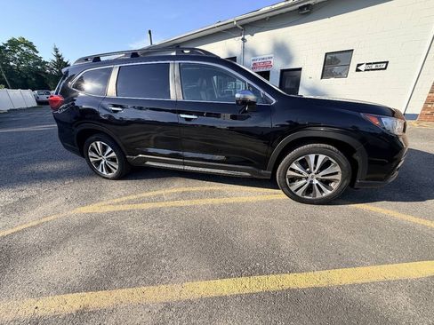 Used 2019 Subaru Ascent Touring AWD/4WD image 23