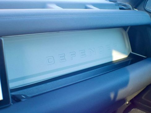 Used 2021 Land Rover Defender 90 S image 41