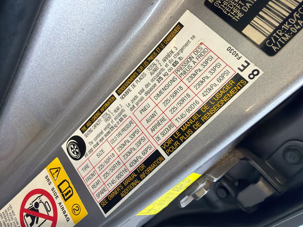 Certified 2018 Toyota C-HR XLE FWD image 33