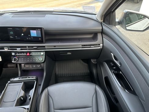 Used 2025 Hyundai Tucson Limited image 21