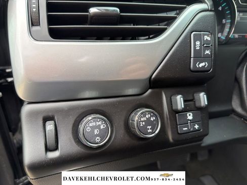 Used 2016 Chevrolet Tahoe LTZ AWD/4WD image 12