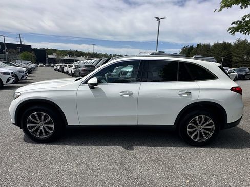 Certified 2025 Mercedes-Benz GLC 300 4MATIC image 5