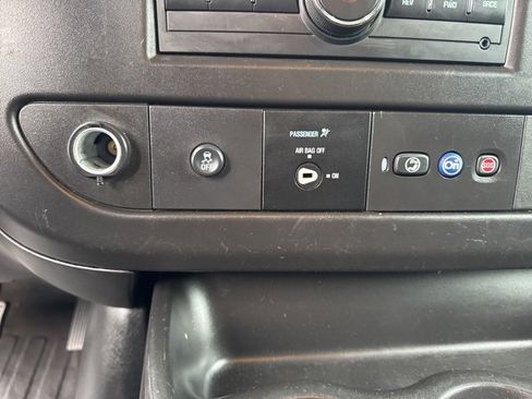 Used 2023 GMC Savana 2500 w/ Driver Convenience Package image 17