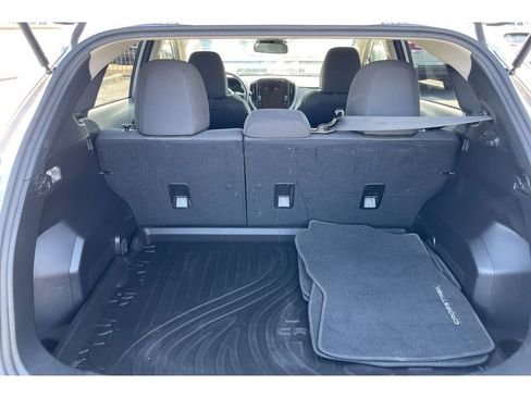 Used 2024 Subaru Crosstrek 2.0i Premium image 17