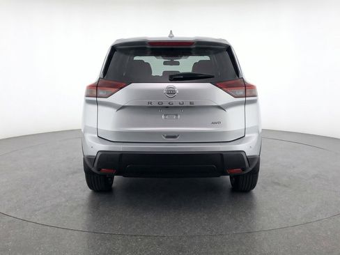 Used 2025 Nissan Rogue SV AWD/4WD image 7
