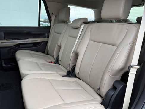 Certified 2023 Ford Expedition XLT image 13