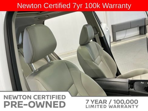 Used 2024 Nissan Rogue SV w/ SV Premium Package FWD image 10