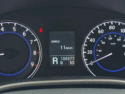 Used 2013 INFINITI G37 x Sedan w/ Premium Pkg AWD/4WD image 27