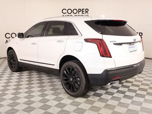 Used 2026 Cadillac XT5 Luxury w/ LPO, ONYX Package FWD image 21