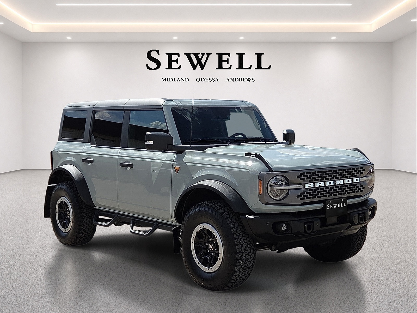 Certified 2023 Ford Bronco Badlands w/ Sasquatch Package AWD/4WD image 6