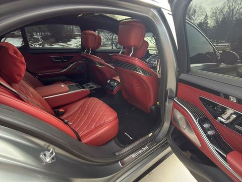 Used 2022 Mercedes-Benz S 580 4MATIC Sedan image 7