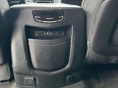 Used 2016 Cadillac Escalade ESV Premium image 42