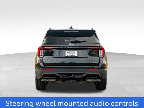 Used 2025 Ford Explorer ST-Line w/ ST-Line Street Pack image 6