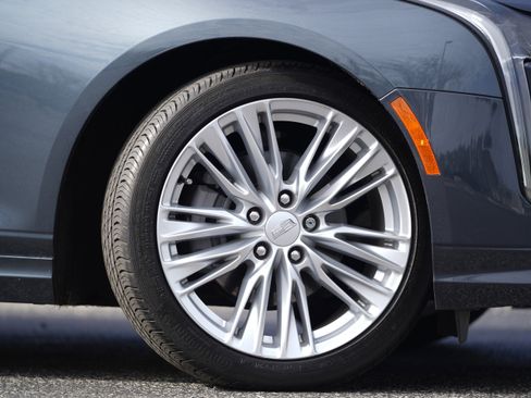 Used 2022 Cadillac CT4 Premium Luxury image 33