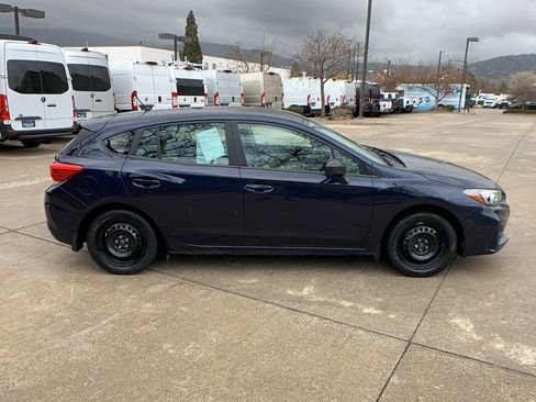 Used 2019 Subaru Impreza 2.0i image 6
