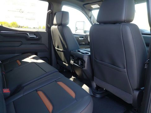 New 2026 GMC Sierra 1500 AT4 w/ AT4 Premium Package image 32