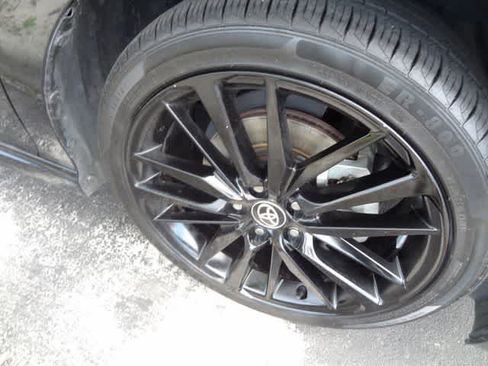 Used 2024 Toyota Camry XSE FWD image 16