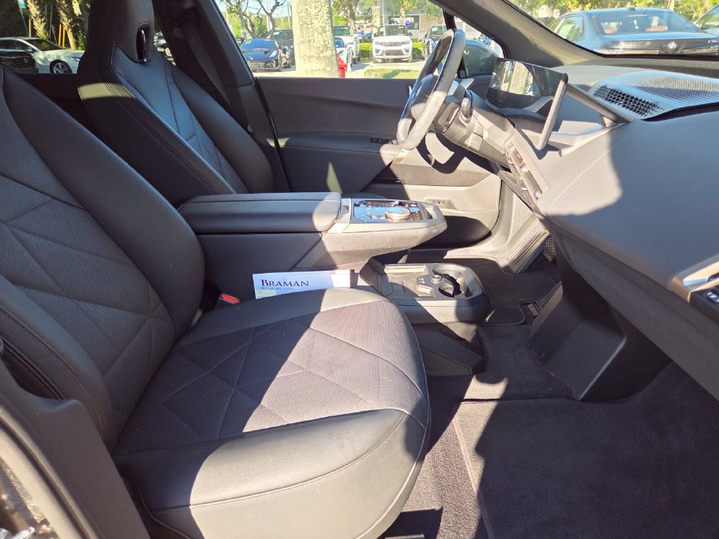 Certified 2024 BMW iX xDrive50 w/ Sport Package AWD/4WD image 28