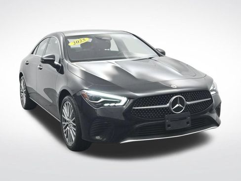 Used 2025 Mercedes-Benz CLA 250 image 3