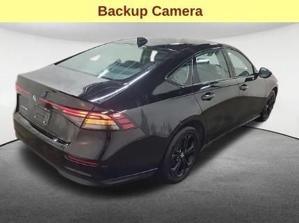 Used 2025 Honda Accord SE image 10