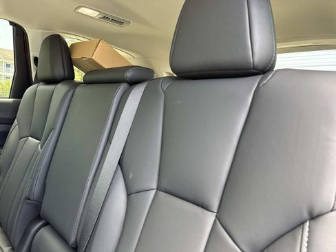 New 2026 Subaru Ascent Premium AWD/4WD image 13