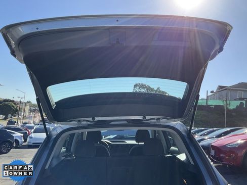 Used 2023 Volkswagen Taos S image 9