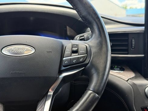 Used 2020 Ford Explorer Platinum AWD/4WD image 19