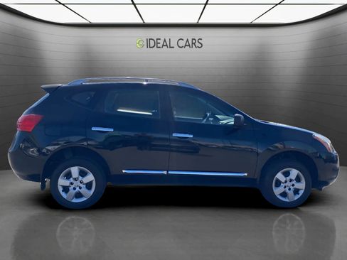 Used 2014 Nissan Rogue S w/ Convenience Package AWD/4WD image 4