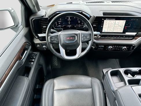 Used 2025 GMC Sierra 1500 SLT RWD image 21