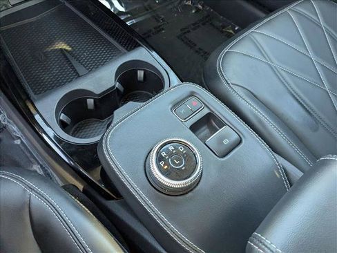 Used 2023 Ford Mustang Mach-E Select image 12