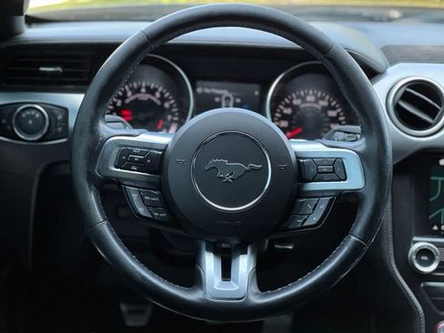 Used 2018 Ford Mustang GT Premium RWD image 22