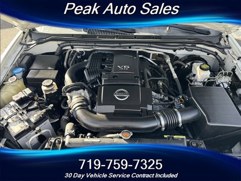 Used 2018 Nissan Frontier PRO-4X image 11