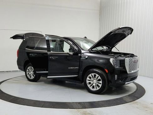 Used 2024 GMC Yukon Denali RWD image 9