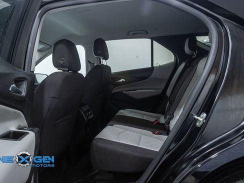 Used 2019 Chevrolet Equinox LS w/ LS Convenience Package image 22