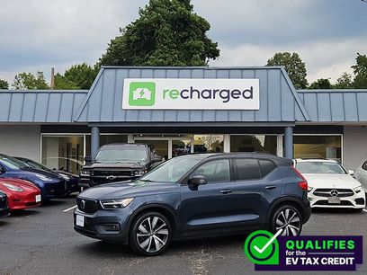Used 2022 Volvo XC40 P8 Recharge Plus