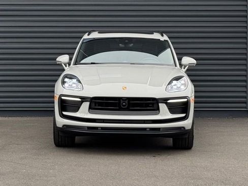 New 2026 Porsche Macan image 10